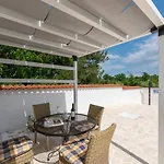 Casa Cosini With Private Pool Poreč